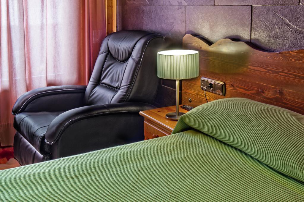Hotel Dona Blanca Albarracín Szoba fotó