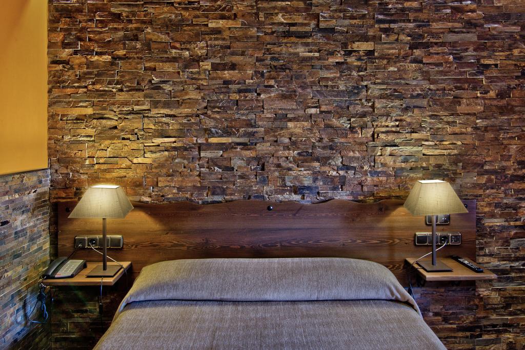 Hotel Dona Blanca Albarracín Szoba fotó