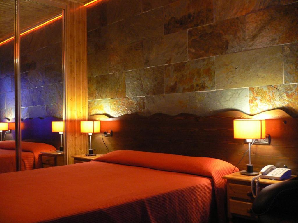 Hotel Dona Blanca Albarracín Szoba fotó