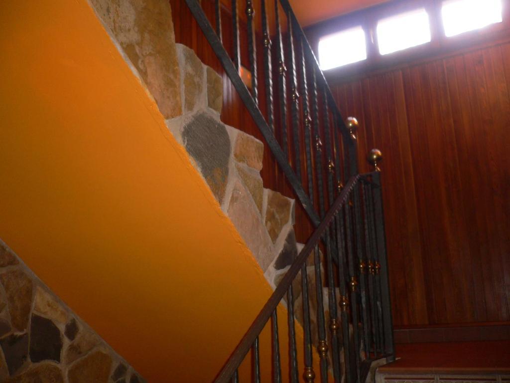 Hotel Dona Blanca Albarracín Kültér fotó